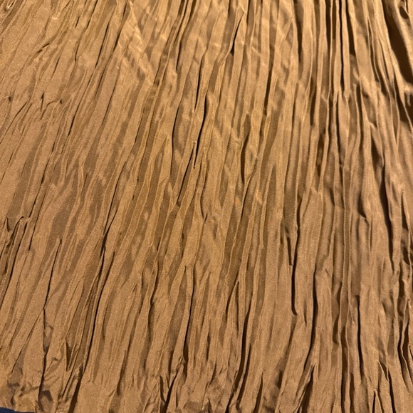 Elegant Brown Pleated Skirt - Picture 12 of 12